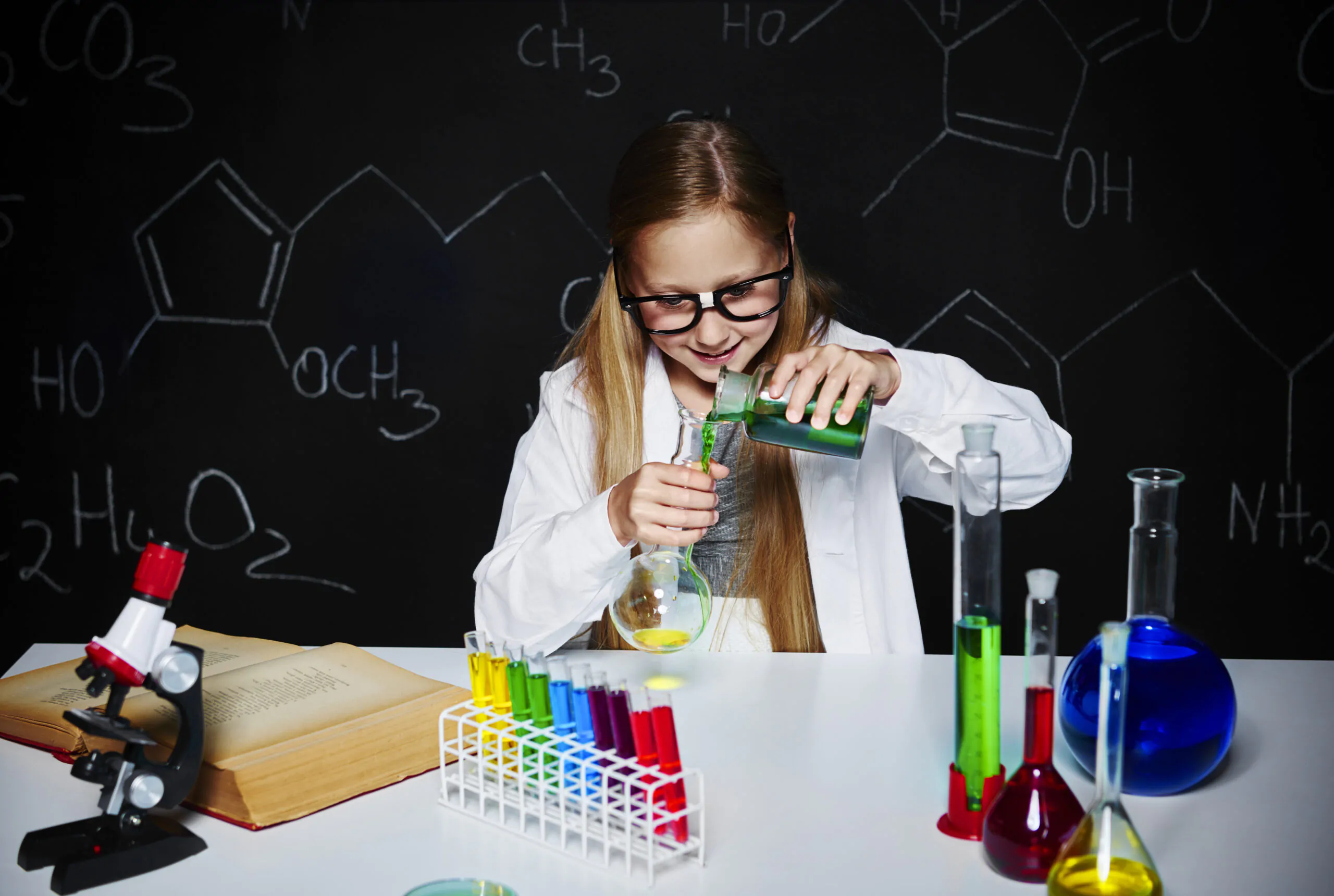 Brainex student studying Chemistry